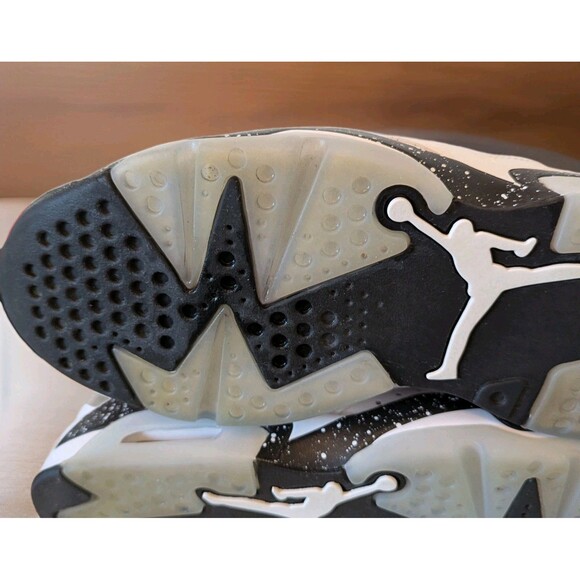Air Jordan 6 VI Retro Reverse Oreo Black & White Sneakers Men\'s SZ 8 CT8529 112 main image 10
